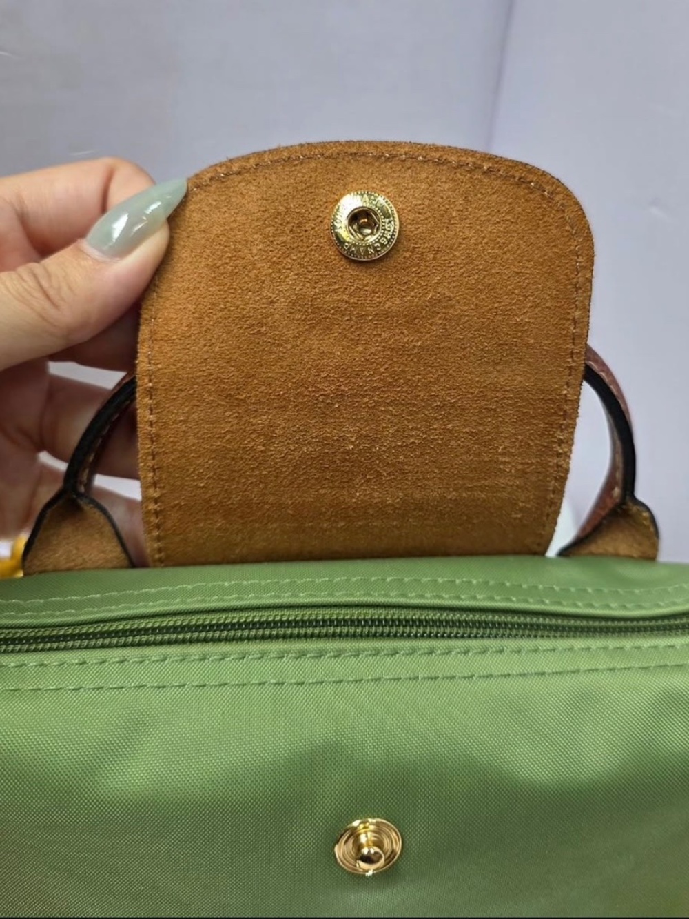 ๐โ๐ฉ New mini Longchamp - Picture 3 of 6
